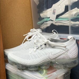 Nike White Flyknit VaporMax Shoes